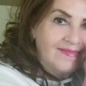 Meet your Posher, Gloria